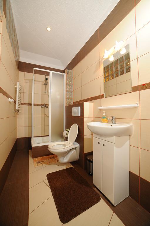 Apartamenty W Jantar - Lilasun Sklářská Poruba Pokoj fotografie